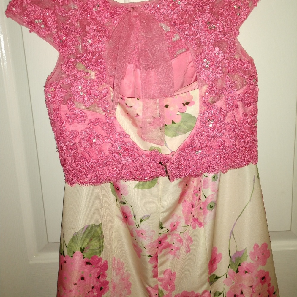 Prom Dress - Picture 2 of 6